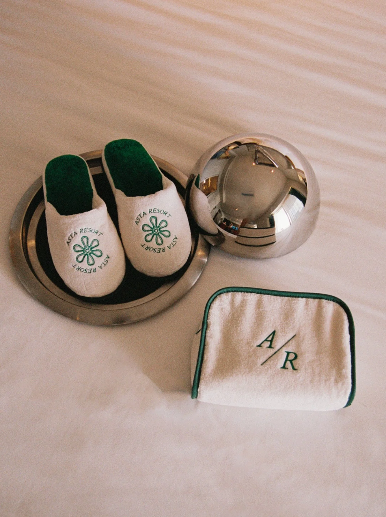 AR Cosmetic Case - Ivory - Image 3